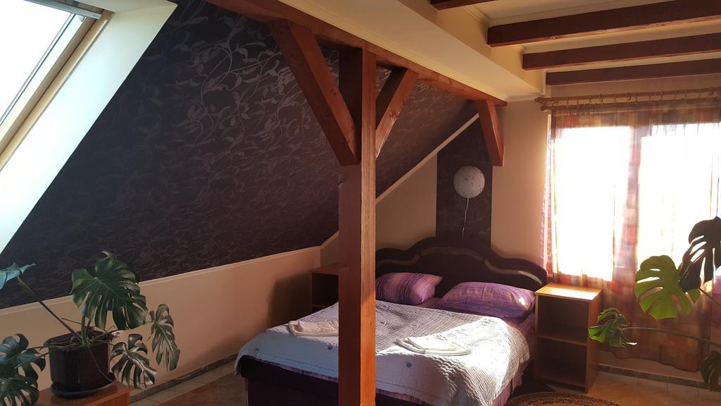 Vinski Dvor Palic Bagian luar foto